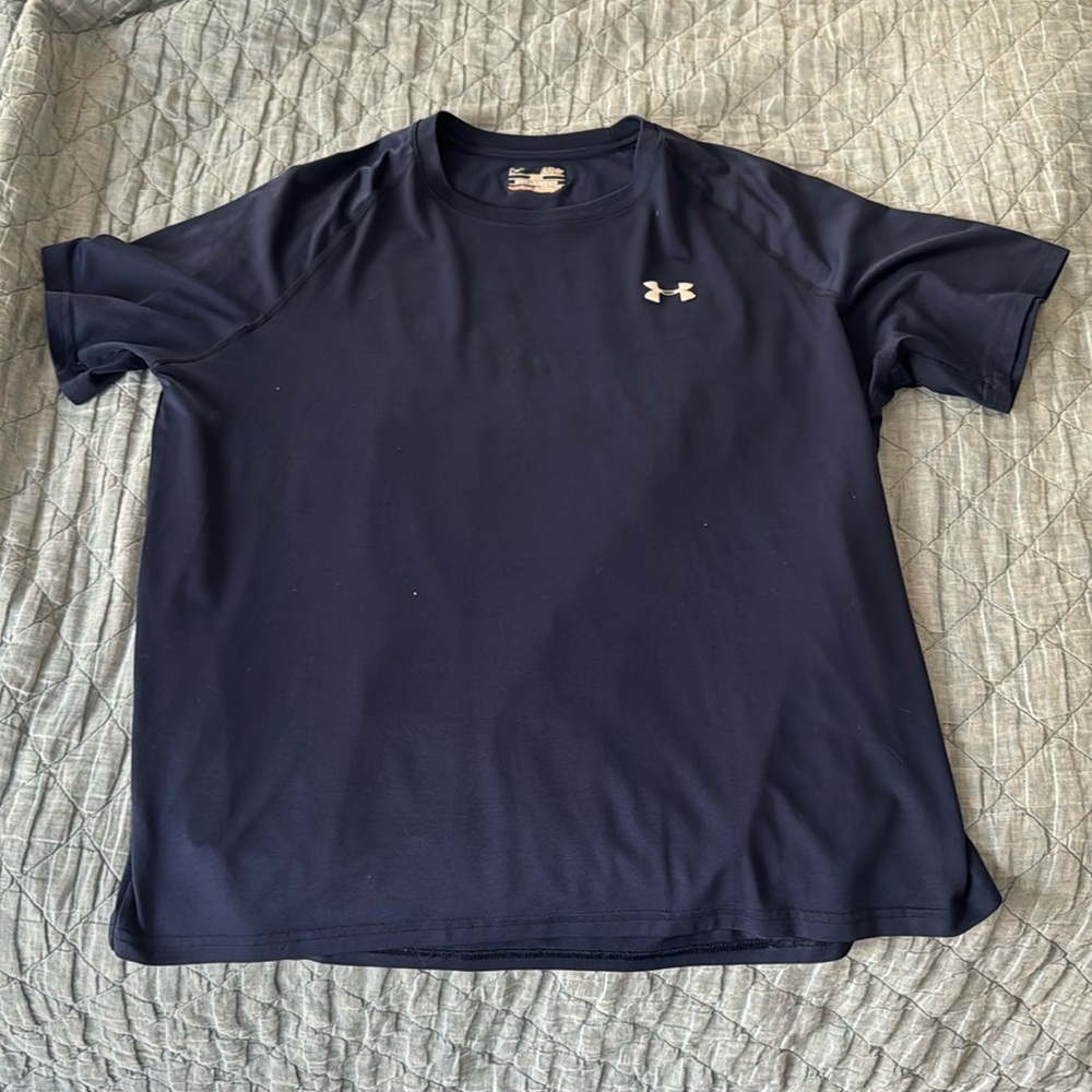 Under Armour XL Tee